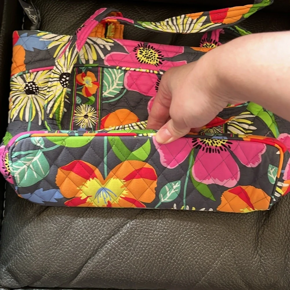 Vera Bradley little Mandy floral handbag